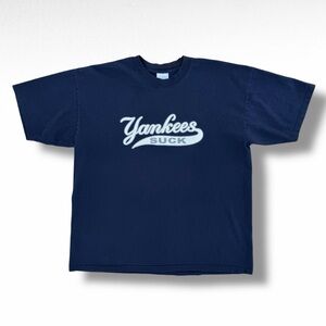 Vintage Y2K Yankees Suck Parody T-Shirt Navy Blue Size XL Red Sox MLB